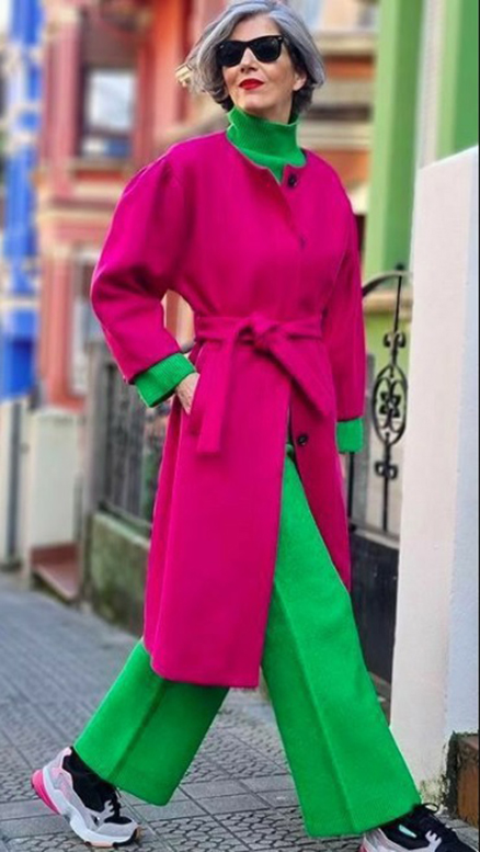 How to Choose the Best Colors for Fashion Over 60