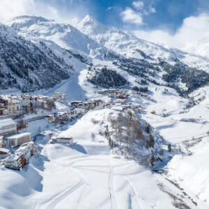 The Spiritual Meaning of Snow in a Dream: Unveiling the Mystical Messages