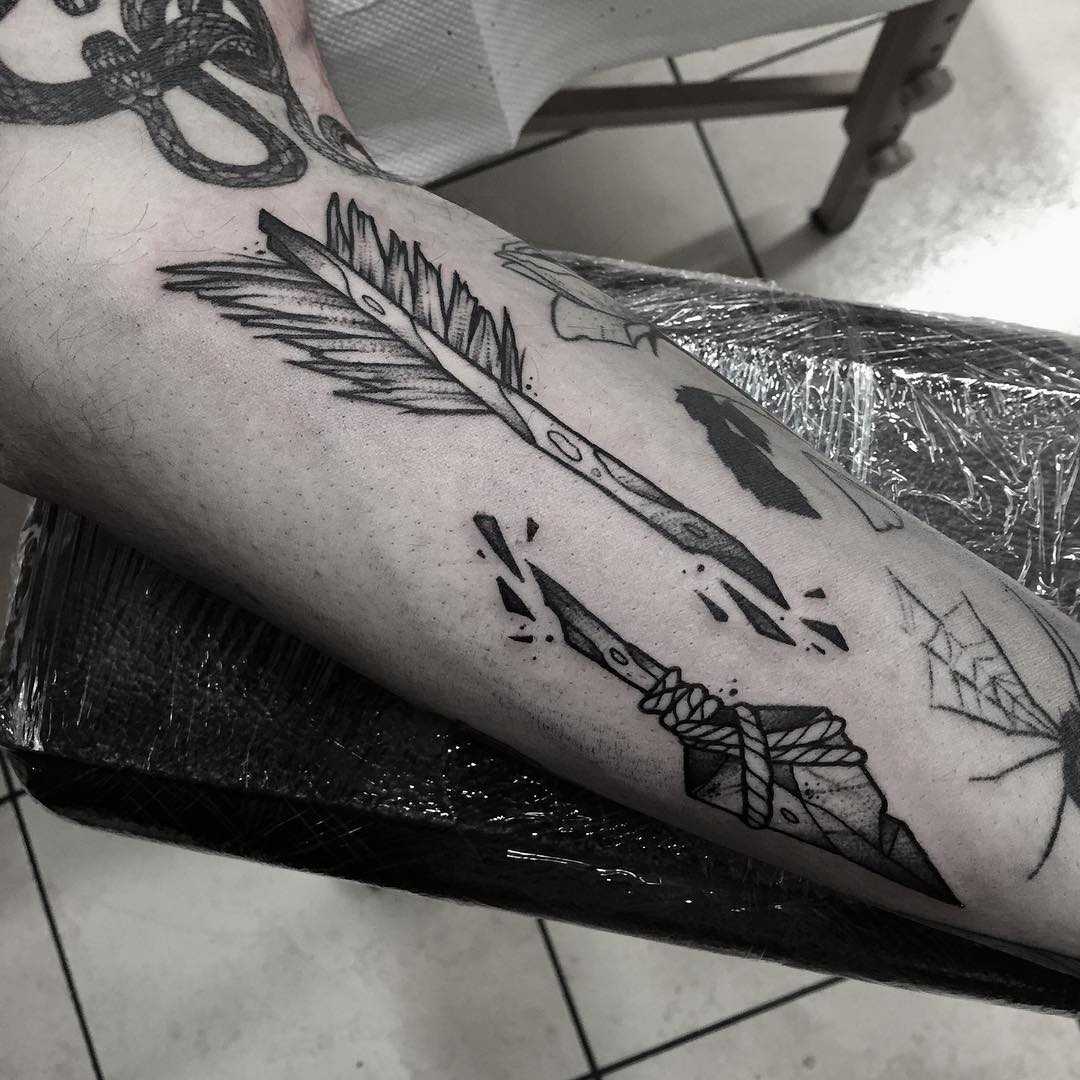 Broken Arrow Tattoo Meaning: Unveiling the Symbolism of Bow and Arrow Designs