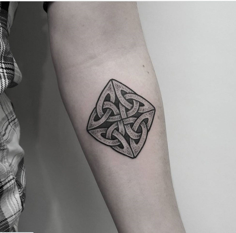 celtic-knot-tattoo-meaning-3