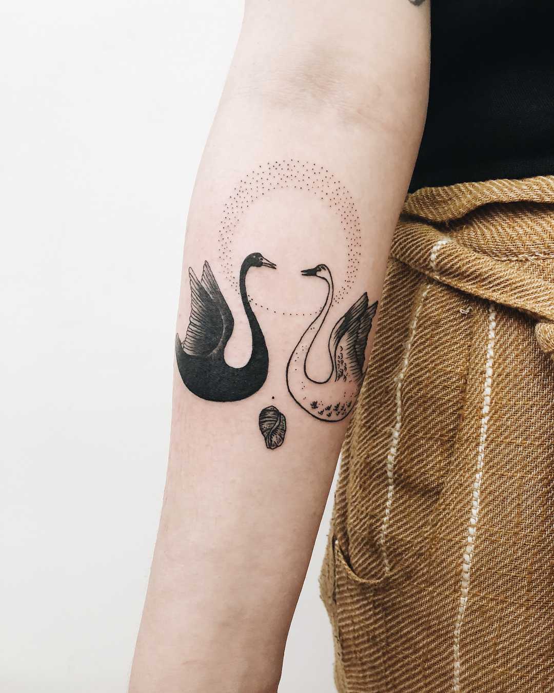 Swan Tattoo Meaning: Personal Stories and Symbolism Behind Body Art