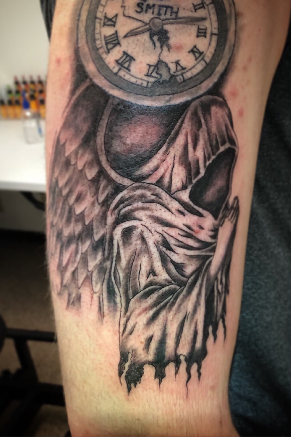 Angel of Death Tattoo Meaning: Comprehending the significance and styles of tattoos featuring the Angel of Death.