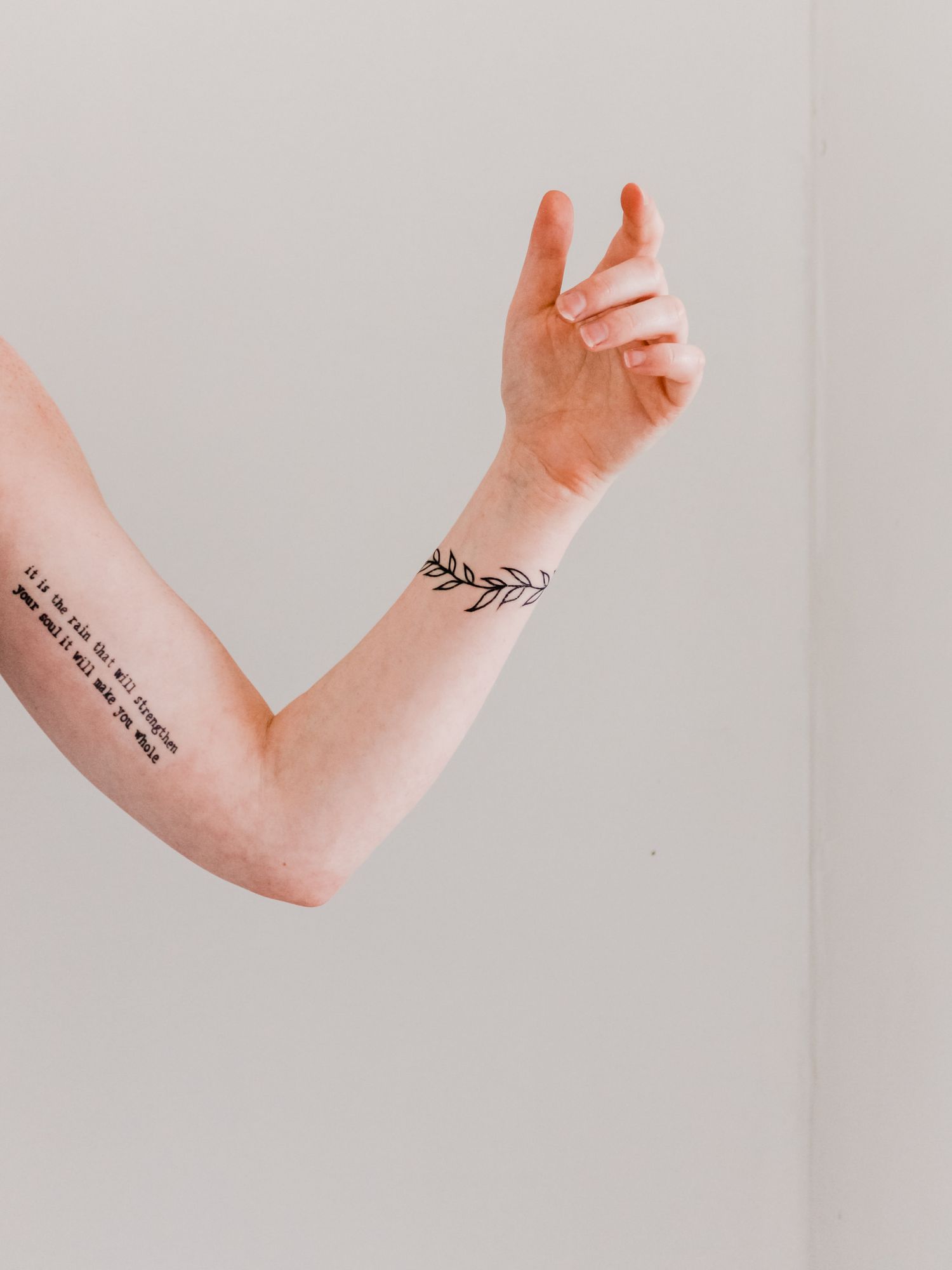 Flash Tattoo Meaning: Unveiling the Culture and Symbolism Behind the Artwork