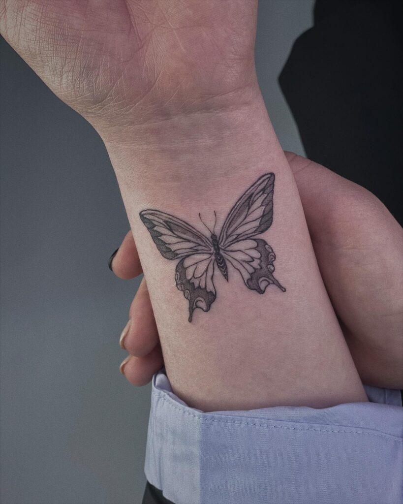 Meaning of Butterfly Tattoo on Wrist: The significance and patterns of a wrist tattoo featuring a butterfly.