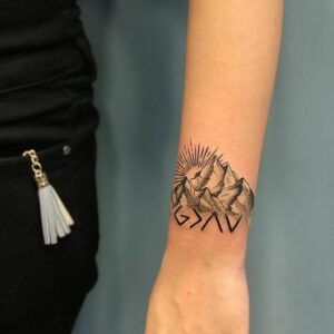 meaning-of-tattoo-on-wrist-650e981e24026.jpg