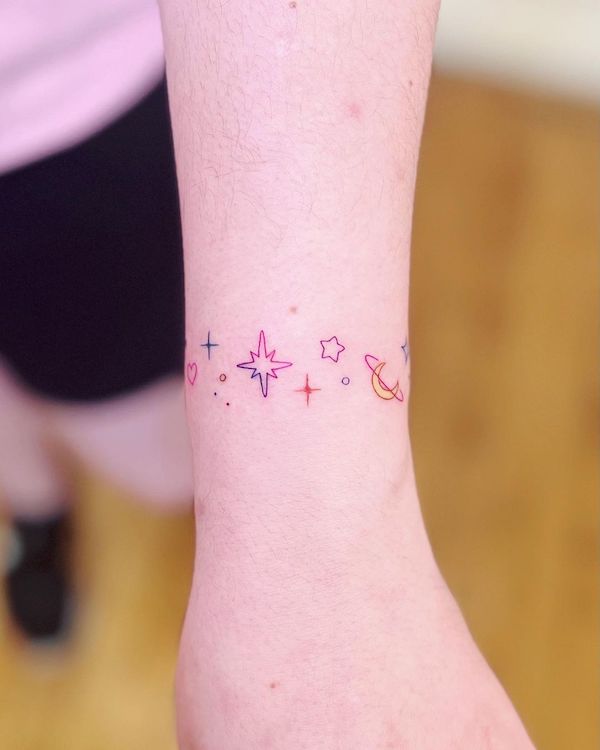 Star Tattoos Meaning: The definition and patterns of tattoos featuring stars.