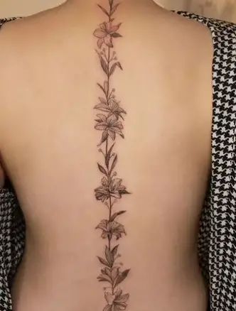 Top 15 Spine Tattoos for Women: A Showcase of Striking Tattoos for Women