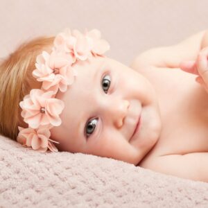 Infants Smile Glance Hands Beautiful Mladenets Devochka Rebe