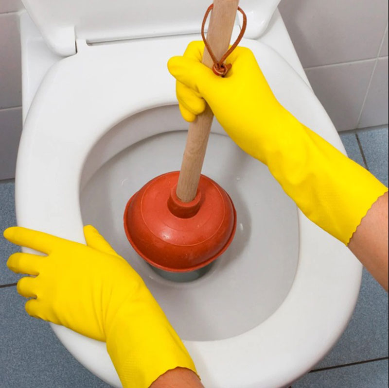 Dream of Unclogging a Toilet: Exploring the Hidden Meanings