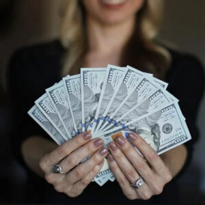 The Biblical Meaning of Receiving Money in Dreams